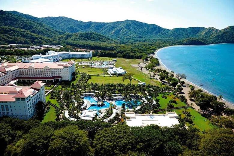 https://www.riu.com/en/binaris/hotel-riu-guanacaste_tcm55-224507.jpg?v=tm130524_0940