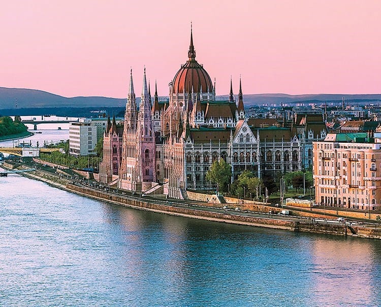 https://www.amawaterways.com/Assets/Desktop/Cruises/melodiesoftheddanube_ss_109910894_Budapest_UG_50778_dailyprogram.jpg