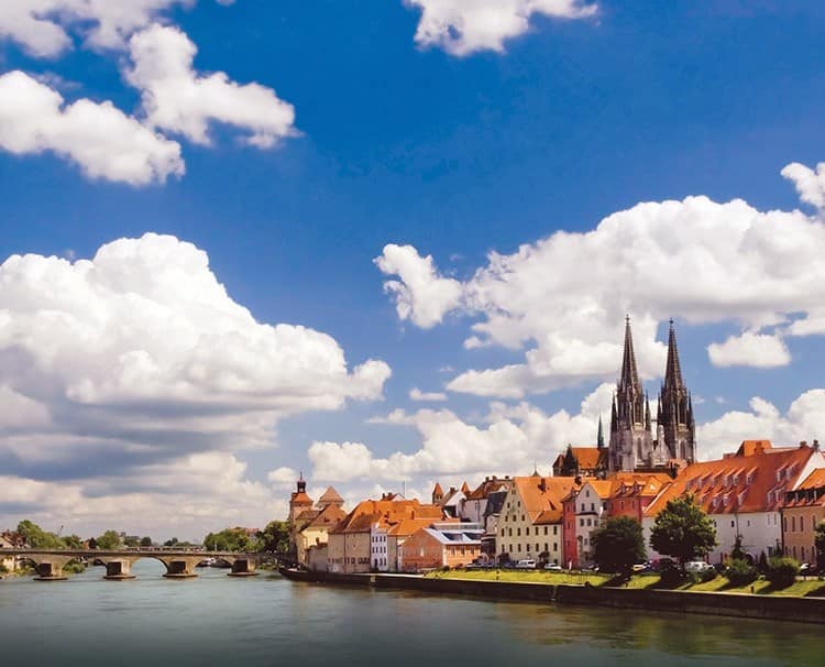 https://www.amawaterways.com/Assets/Desktop/Cruises/melodiesofthedanube_regensburg_dailyprogram.jpg